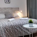 V * Barcelona